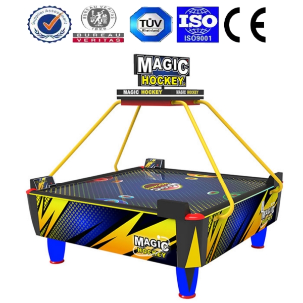 <b>4人曲棍球</b>